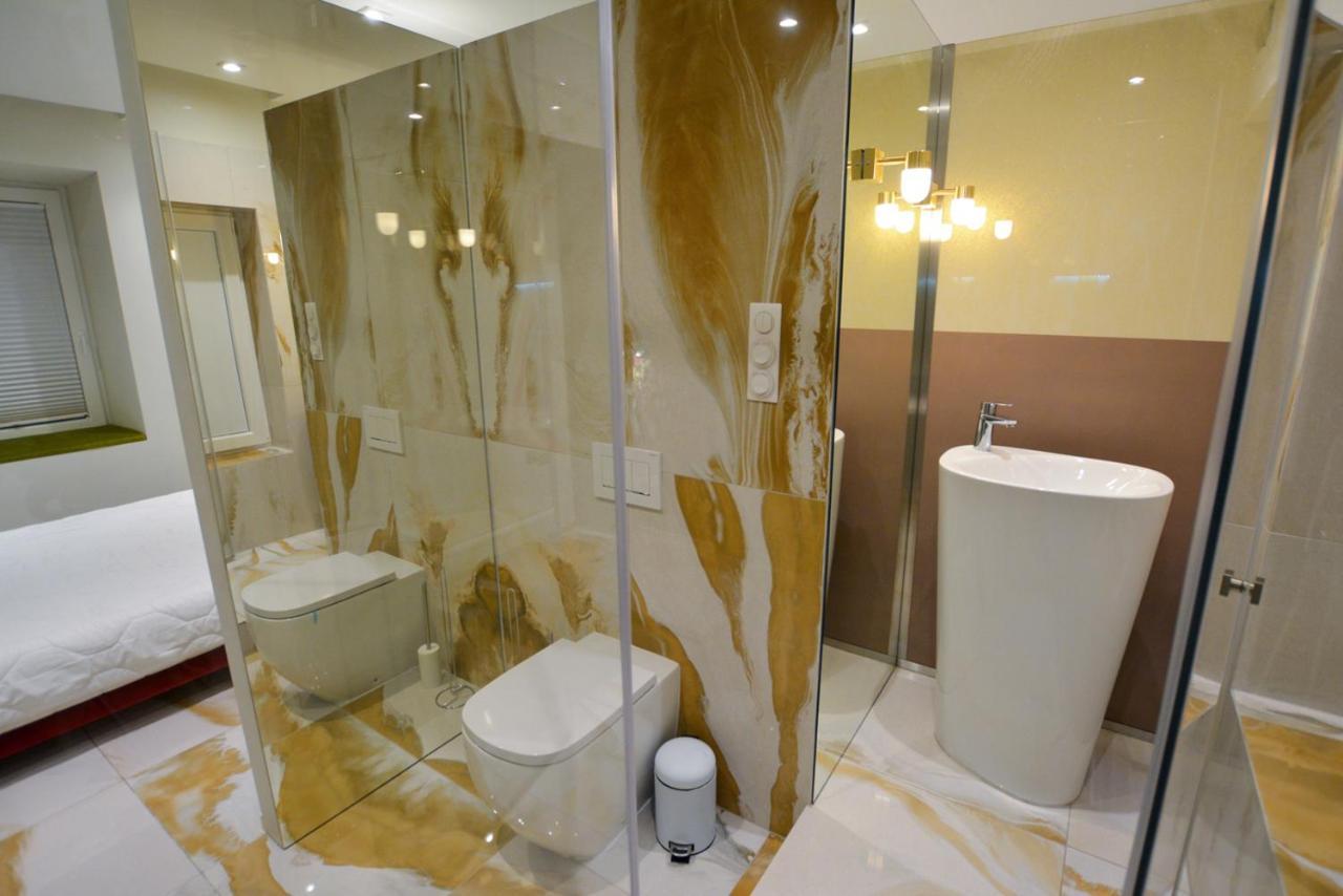 Apartament Lion'S Den Deluxe Studio Budapeszt Zewnętrze zdjęcie